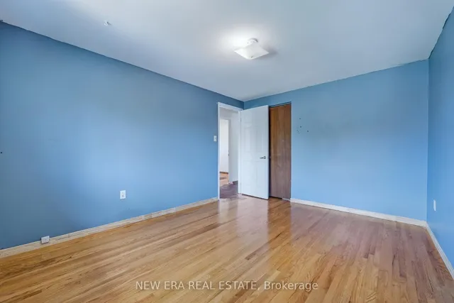 Additional image 18 of 3 Envoy Blvd