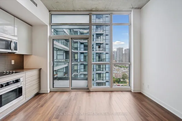 Additional image 9 of 210 Simcoe St Unit 1902
