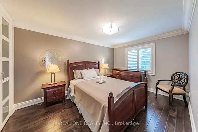 Additional image 31 of 1 Manorpark Crt