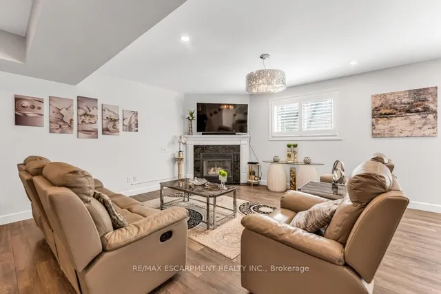 Additional image 8 of 650 Acadia Dr