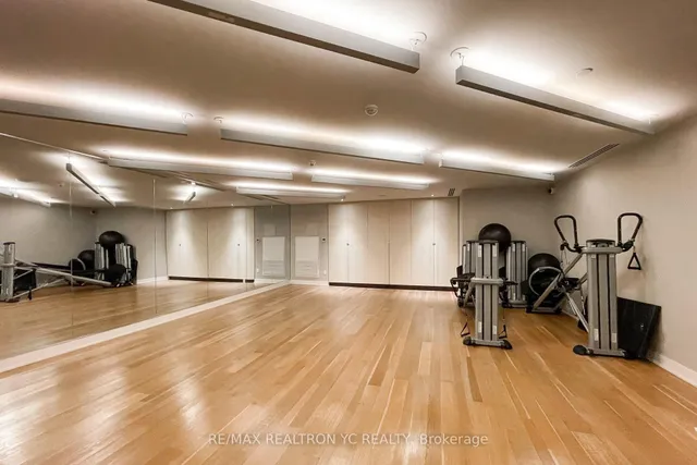 Additional image 7 of 30 Roehampton Ave Unit 2509