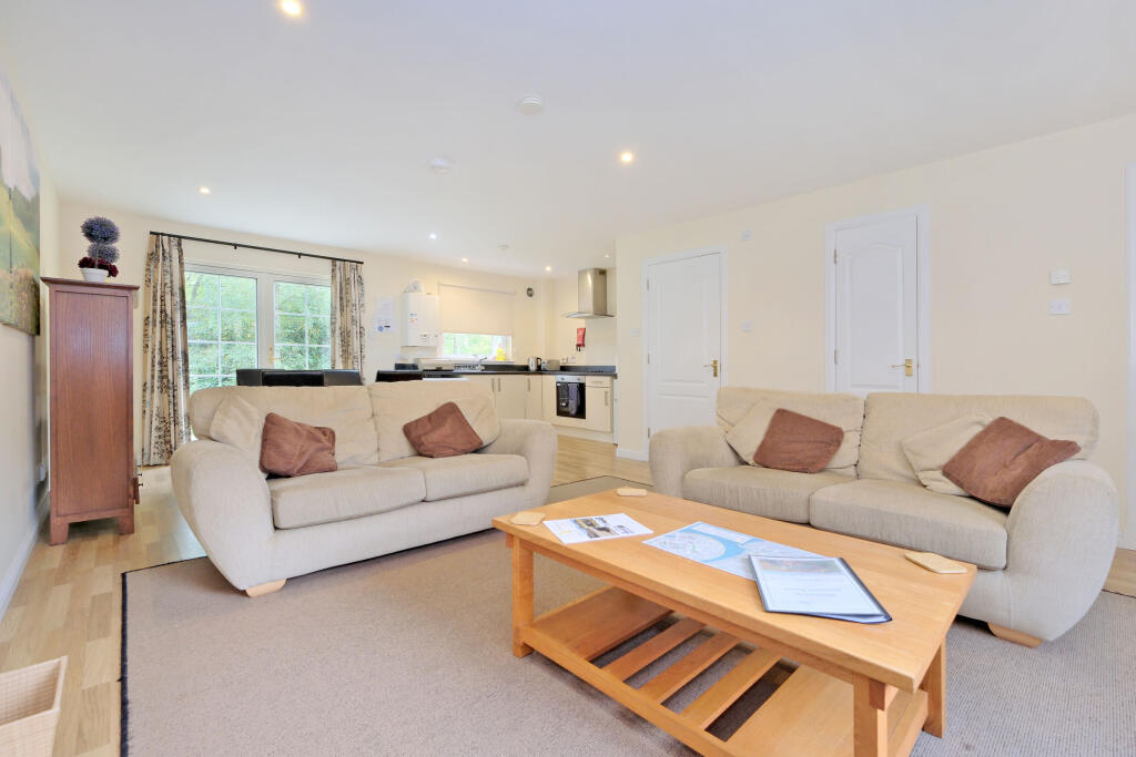 Additional image 7 of 4 Queens Court, Inchmarlo, Banchory, AB31