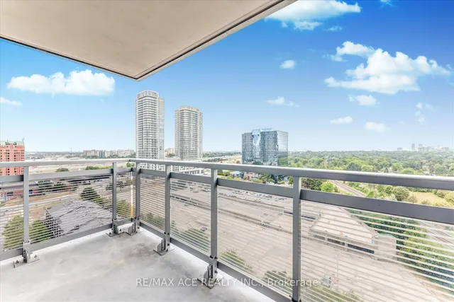 Additional image 23 of 275 Village Green Sq Unit 1323