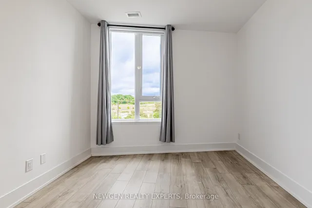 Additional image 25 of 3100 Keele St Unit 521