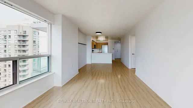 Additional image 16 of 21 Hillcrest Ave Unit 2007