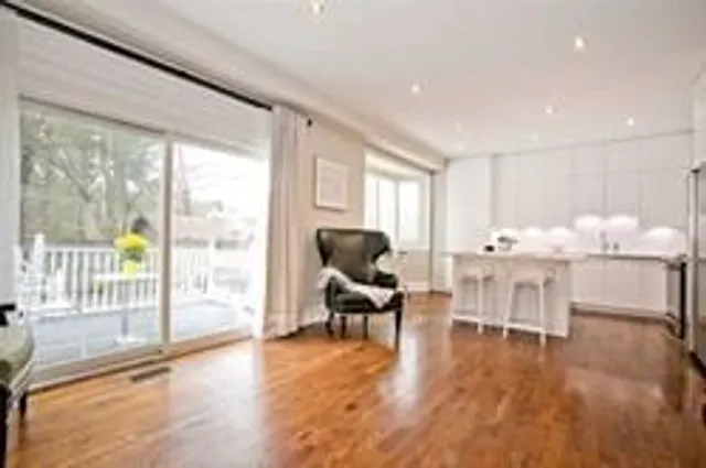 Additional image 8 of 401 Longmore St