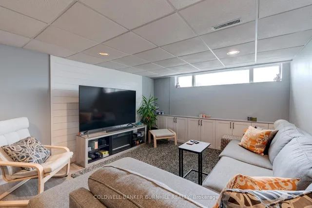 Additional image 29 of 175 Kings Forest Dr