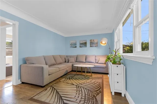 Additional image 4 of 287 East 33rd St