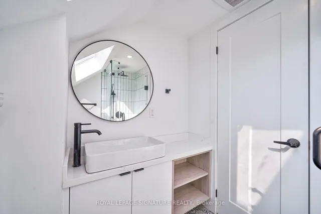 Additional image 26 of 541 St Clarens Ave