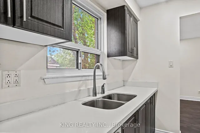 Additional image 40 of 16 Wimbledon Crt