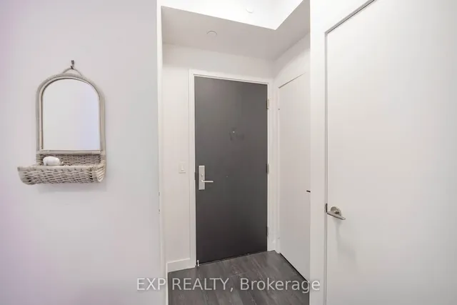 Additional image 3 of 8 Eglinton Ave Unit 5505