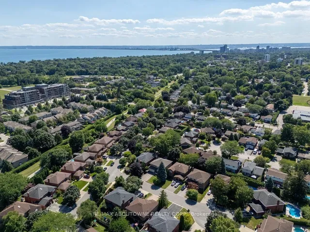 Additional image 50 of 542 Hambling Crt