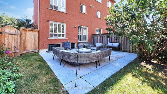 Additional image 35 of 32 Flatfield Terr