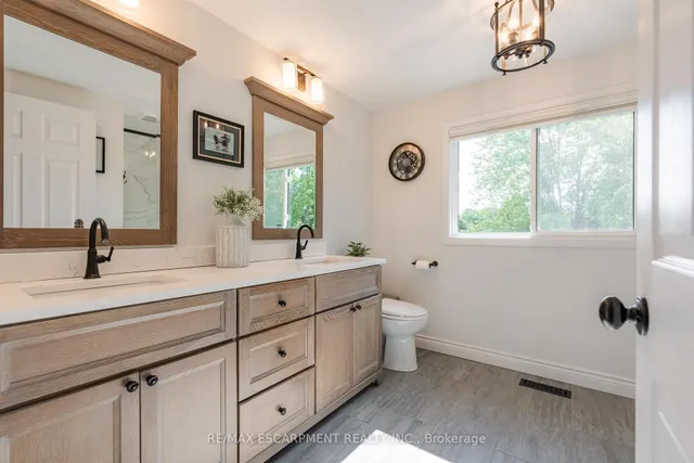 Additional image 23 of 2130 Winding Way