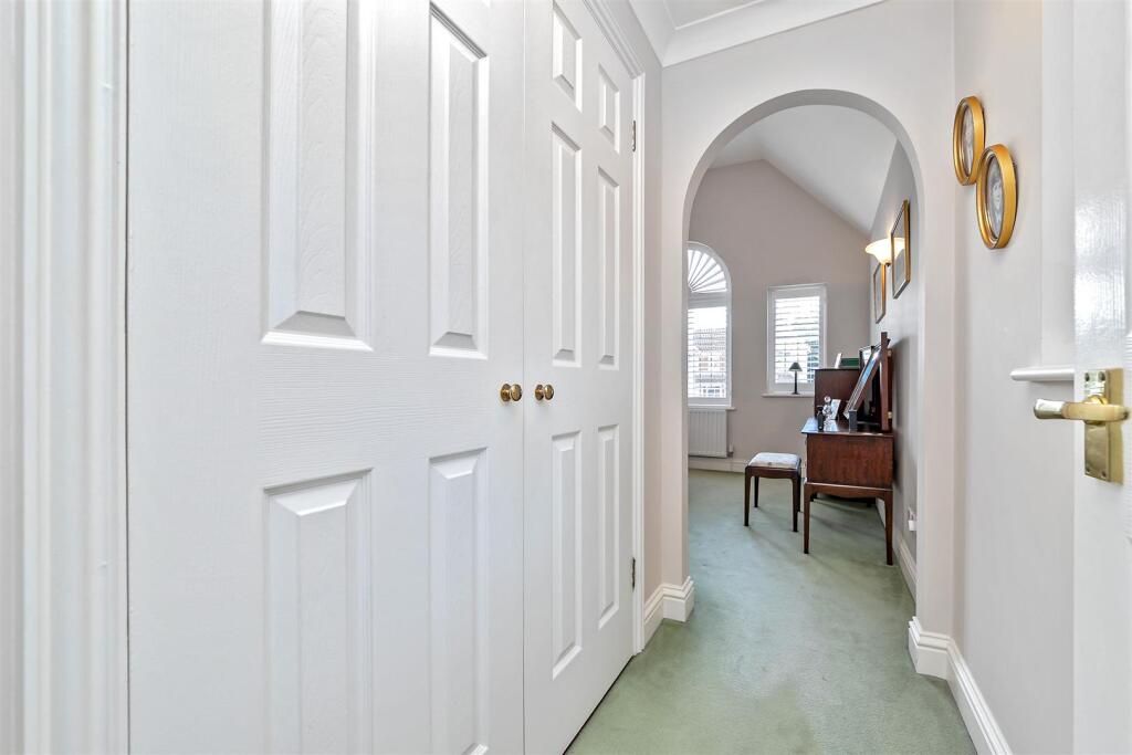 Additional image 19 of Damson Way, St Albans