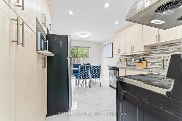 Additional image 11 of 31 Danum Rd