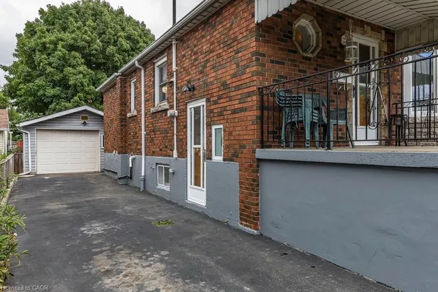 Additional image 42 of 169 East 32nd St