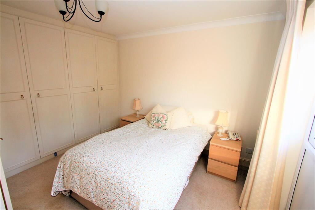 Additional image 6 of Grovebury Gardens, Park Street, St. Albans