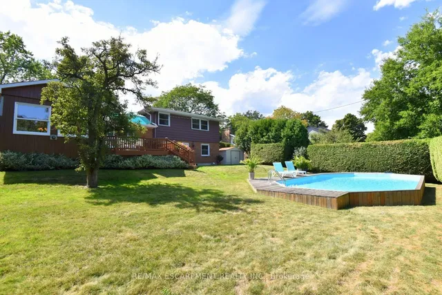 Additional image 38 of 219 Strathcona Dr