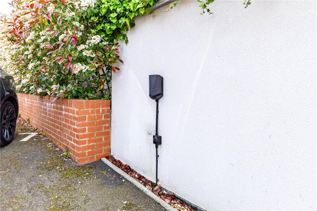Additional image 15 of Folly Lane, St. Albans, Hertfordshire, AL3