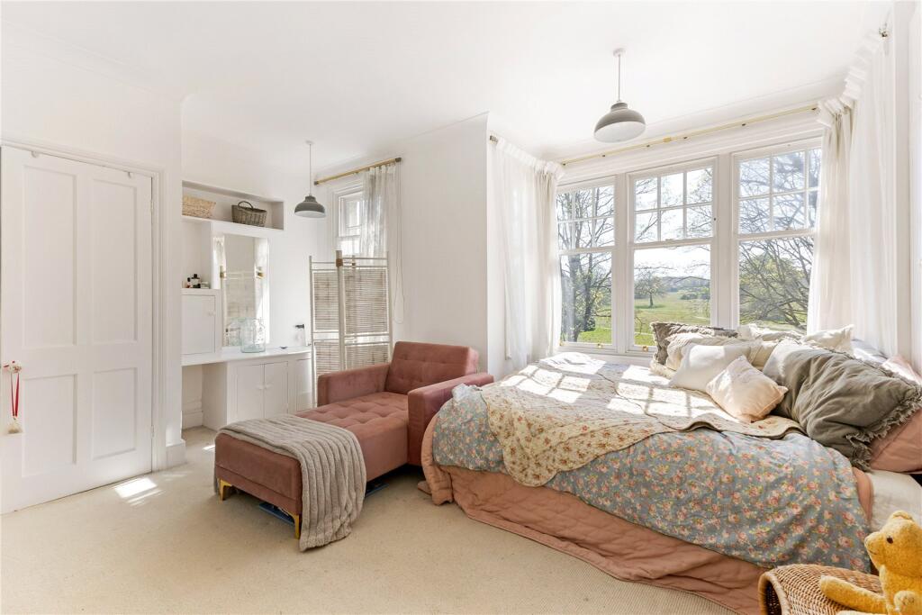 Additional image 9 of Southdown Road, Harpenden, Hertfordshire, AL5