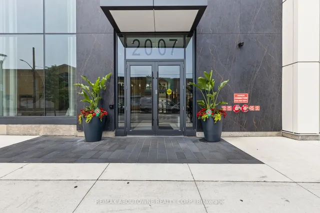 Additional image 4 of 2007 James St Unit 307