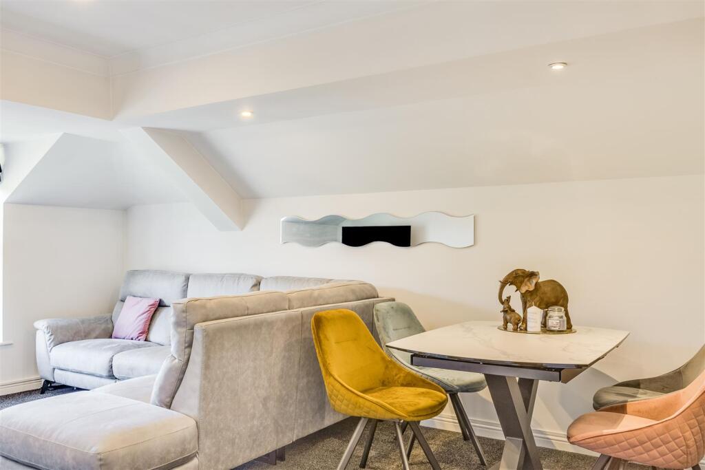 Additional image 4 of Beaumont House, Cole Green Lane, Welwyn Garden