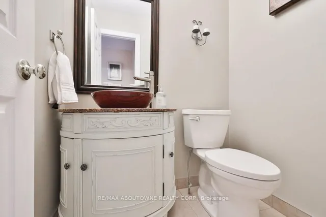 Additional image 18 of 542 Hambling Crt