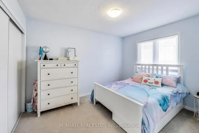 Additional image 22 of 74 Bradley Ave