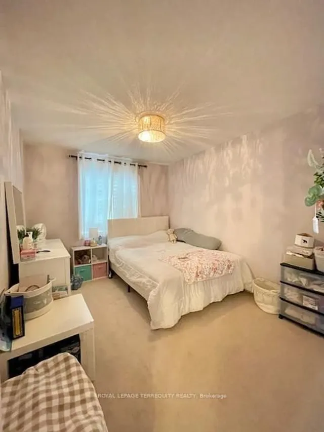 Additional image 44 of 4605 Keystone Cres