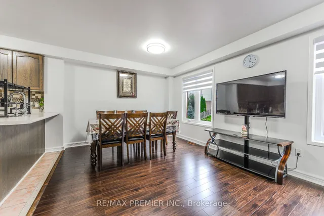 Additional image 10 of 77 Wilmont Crt