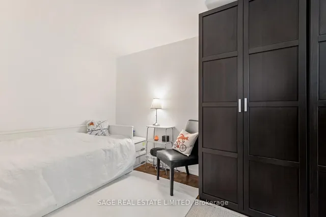 Additional image 3 of 575 Avenue Rd Unit 203