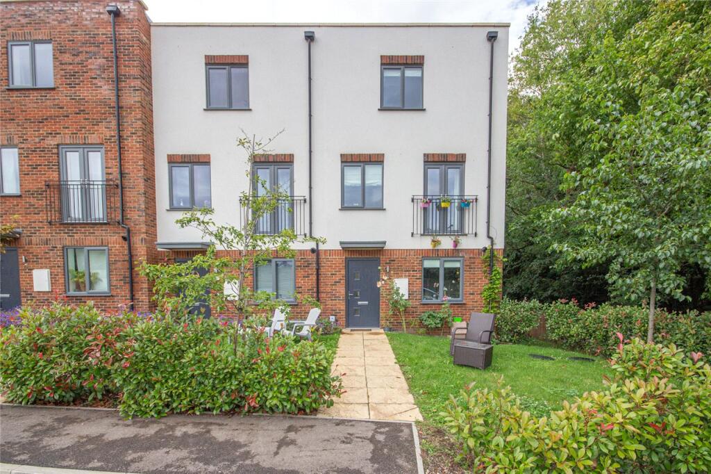 Additional image 20 of Leaside Close, Welwyn Garden City, Hertfordshire, AL8