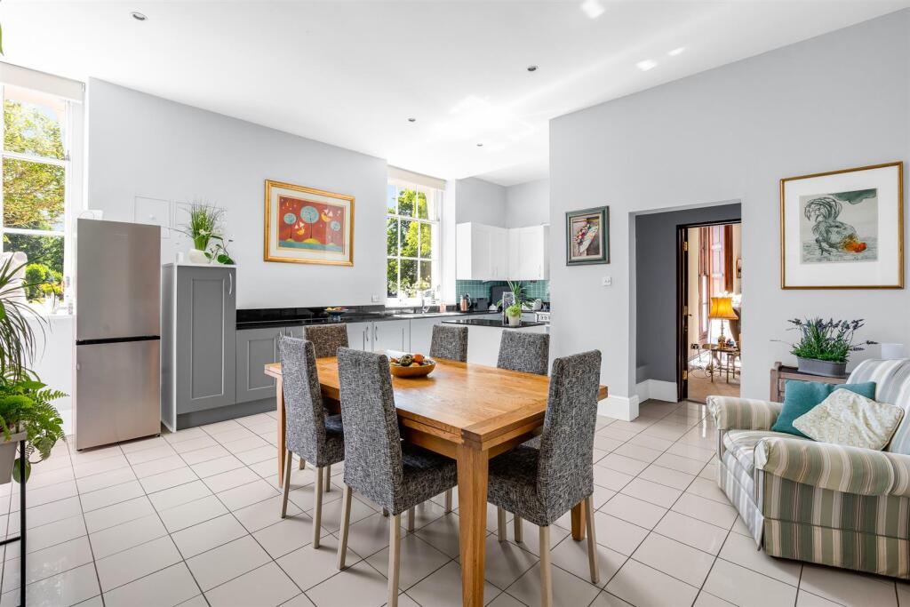 Additional image 5 of Tewin Water House, Tewin Water, Digswell