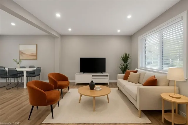 Additional image 27 of 318 East 43rd St