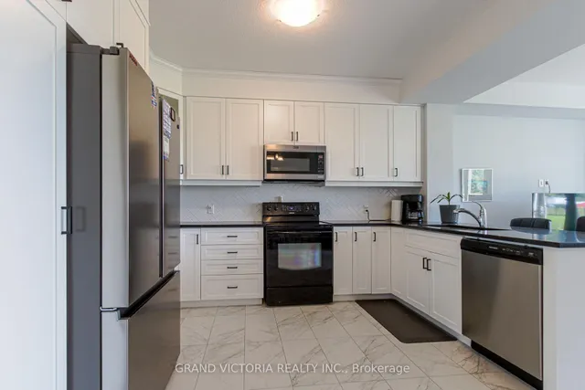 Additional image 7 of 28 Zoe Lane