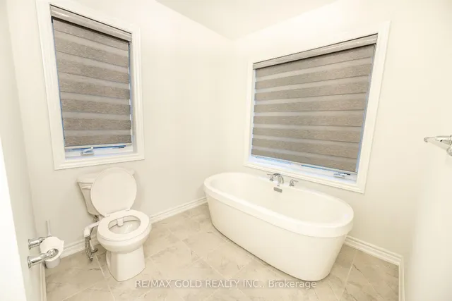 Additional image 30 of 35 Academy Dr