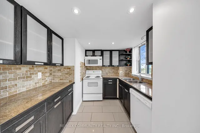 Additional image 25 of 1360 Rathburn Rd Unit 908