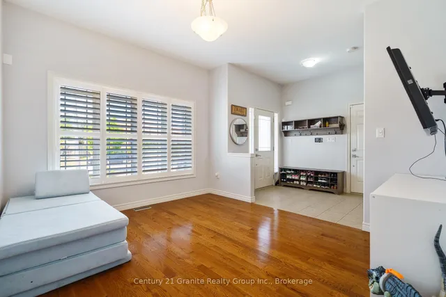 Additional image 7 of 66 Magnificent Way