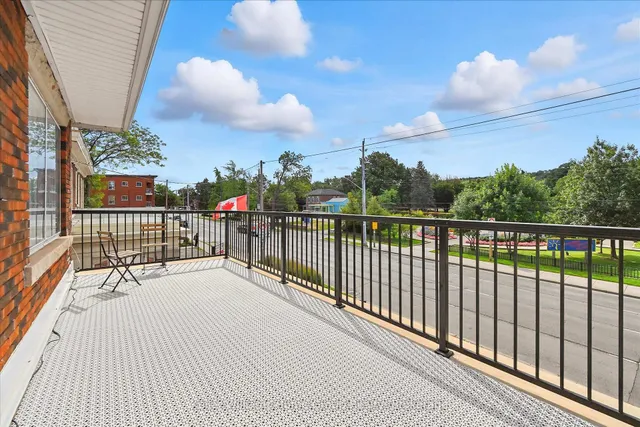 Additional image 16 of 1047 Main St