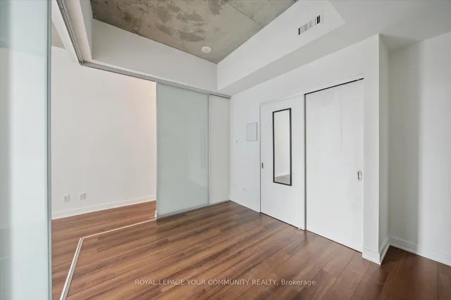 Additional image 13 of 210 Simcoe St Unit 1902