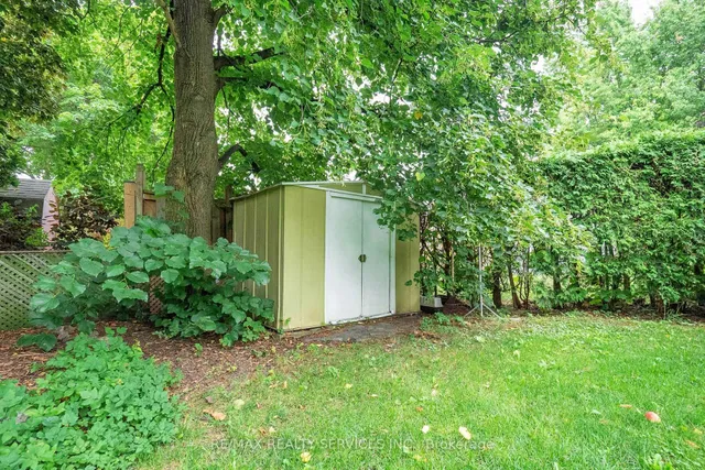 Additional image 50 of 10 Minton Pl