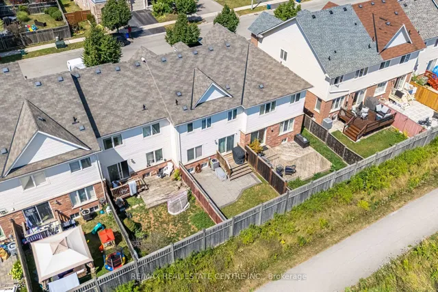 Additional image 43 of 4834 Capri Cres