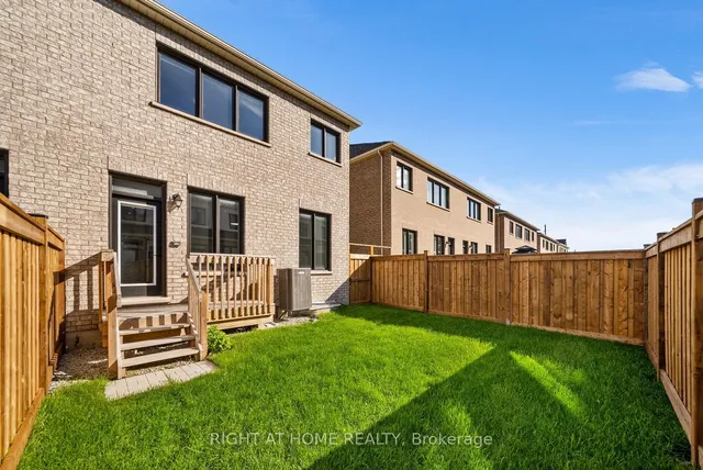 Additional image 38 of 471 Bergamot Ave