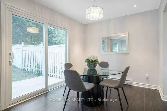 Additional image 8 of 25 Hercules Crt