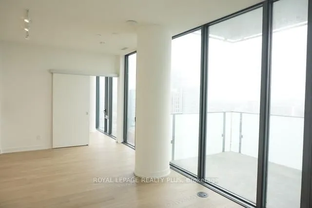 Additional image 7 of 25 Richmond St Unit 2416