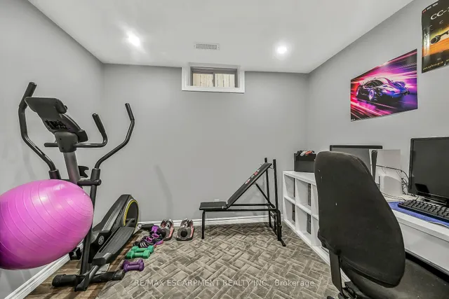 Additional image 40 of 70 Escarpment Dr