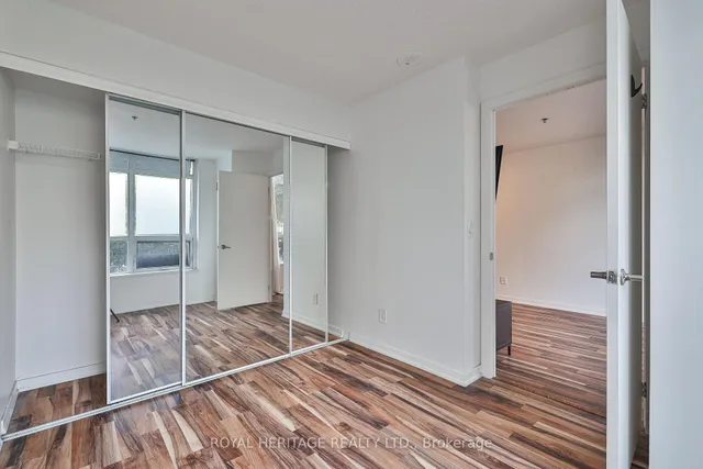 Additional image 21 of 38 Joe Shuster Way Unit 104