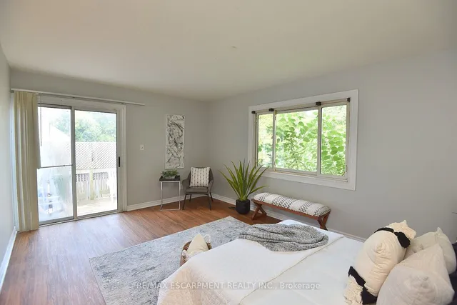 Additional image 15 of 82 East 38th St