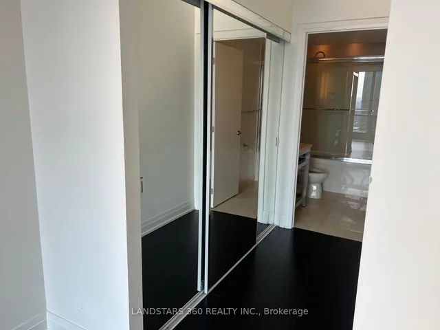 Additional image 16 of 80 John St Unit 2803